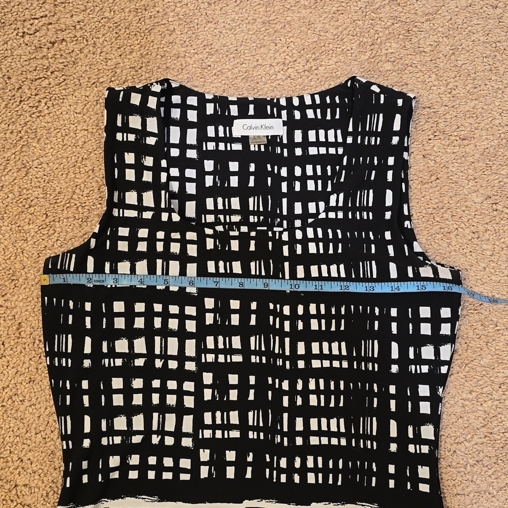 Calvin Klein top. Size XS - Picture 6 of 7